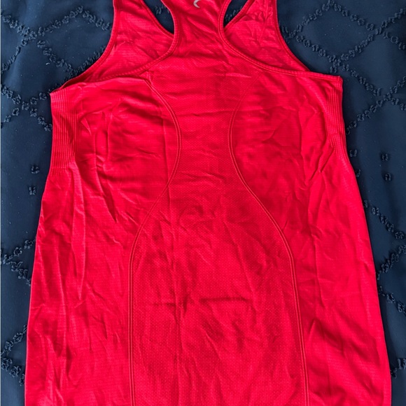 ZYIA Red Tank Top with Racerback Design - Picture 2 of 3